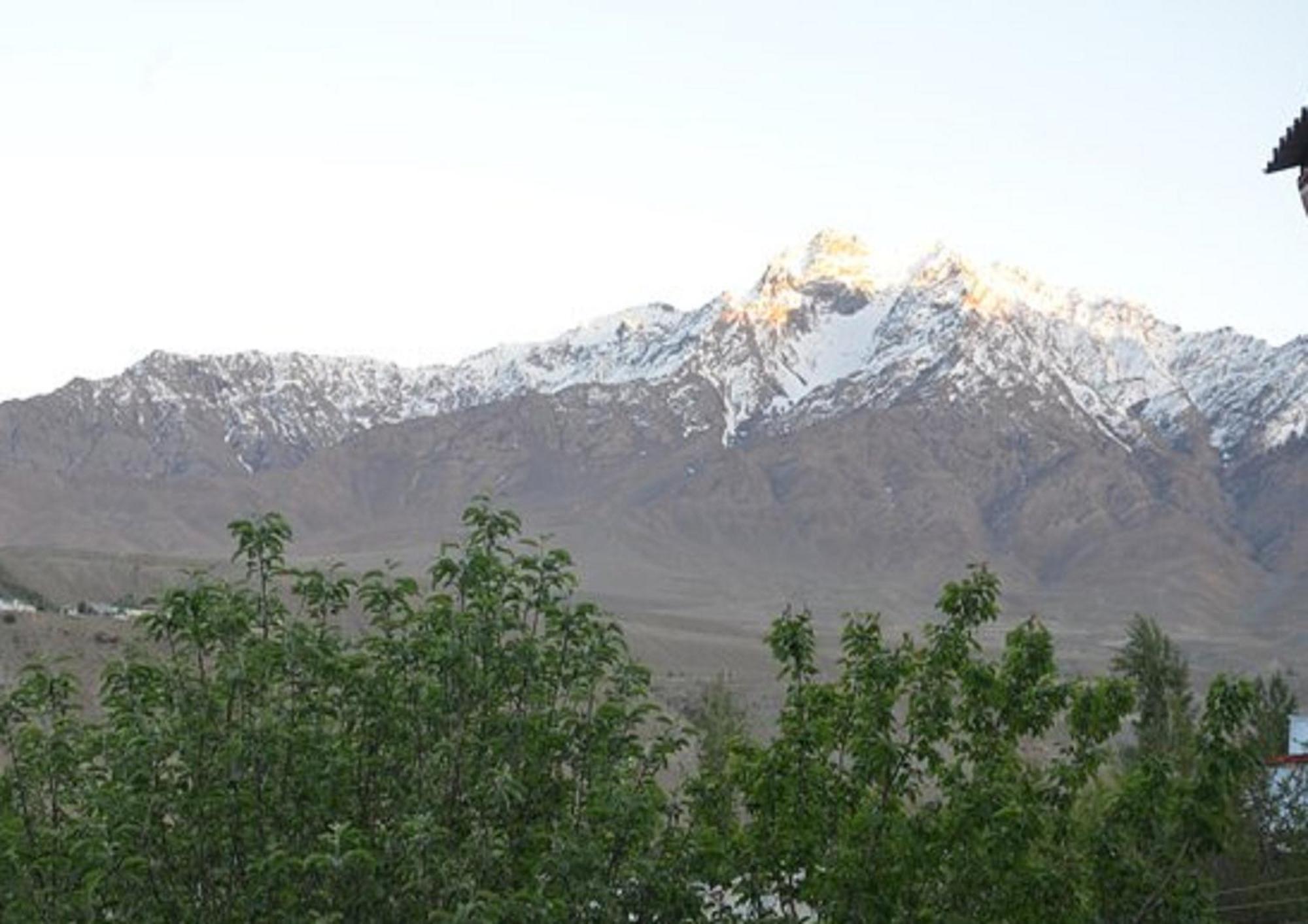 Hotel The Nun-Kun Residency Kargil Exterior foto