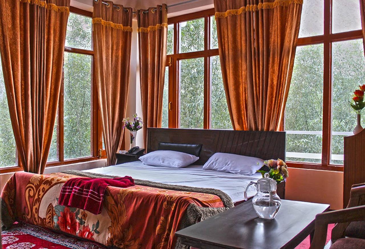 Hotel The Nun-Kun Residency Kargil Exterior foto